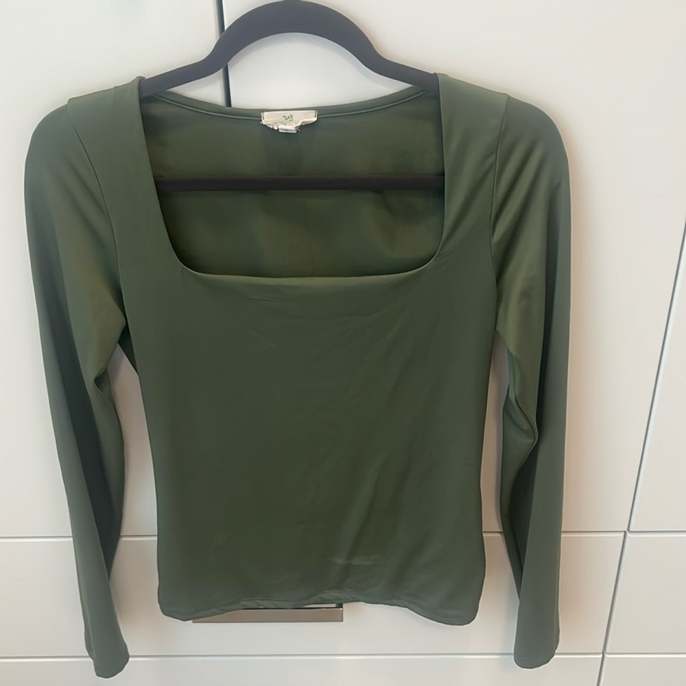 Cute top